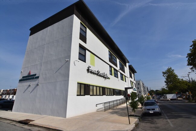 Building Photo - 4800 Brown St