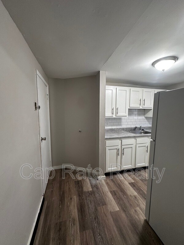 Building Photo - 1648 Smith Rd