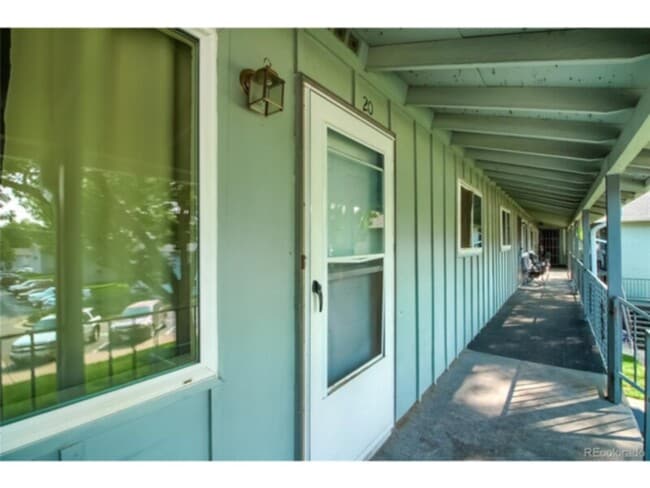 Building Photo - 2515 S Sheridan Blvd