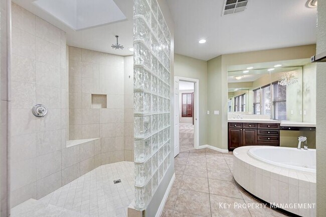 Building Photo - 2846 Bronzino Ct