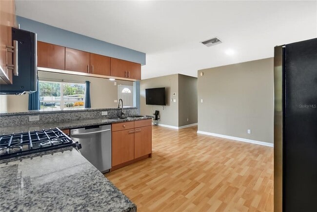 Building Photo - 6432 26th St W