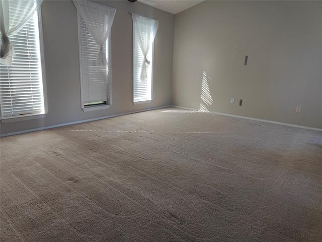 Building Photo - 2513 Crown Cir