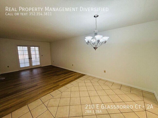Building Photo - 210 E Glassboro Ct