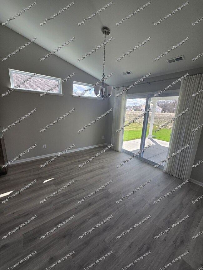 Building Photo - New Maintenance Free Two Bedroom Duplex