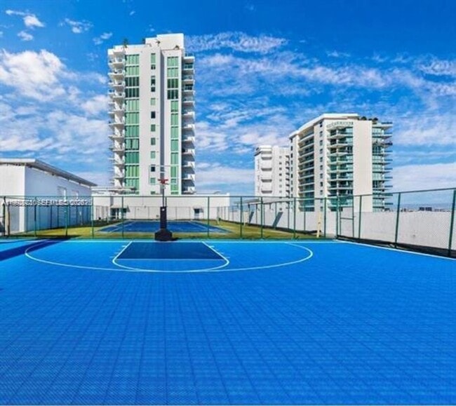 Building Photo - 7930 East Dr