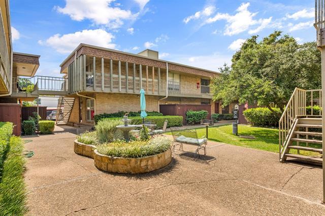 Building Photo - 5924 Birchbrook Dr