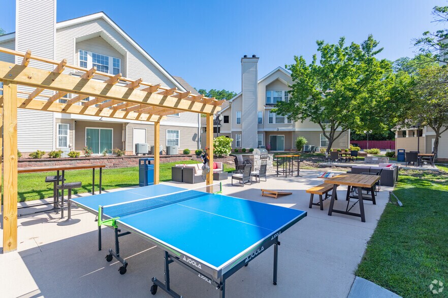 Vivo Living South Bend 716 N Niles Ave South Bend IN 46617