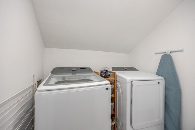 Building Photo - Large remodeled historic home now available!