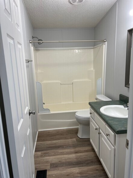 Building Photo - 2368 Beth Haven Church Rd