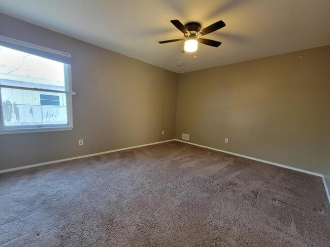 Building Photo - 62 Seabreeze Way