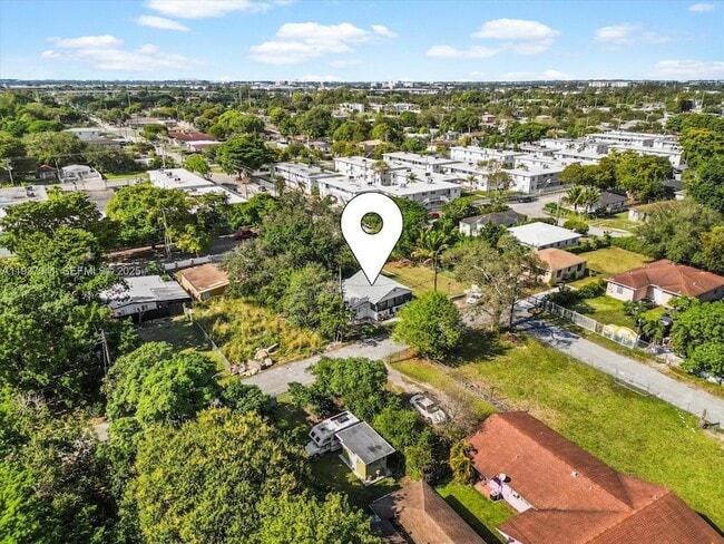 Building Photo - 6318 NW 19th Ct