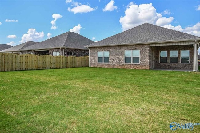 Building Photo - 110 Delilah Ln