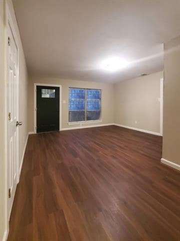 Building Photo - 8336 Bunche Dr