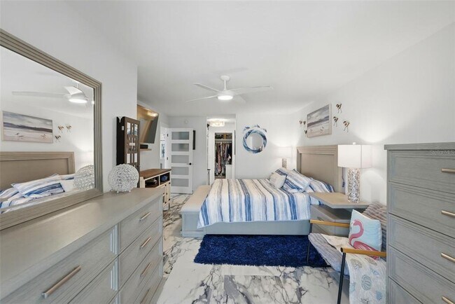 Building Photo - 573 Boca Ciega Point Blvd N