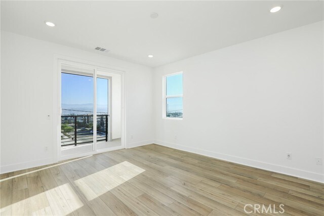 Building Photo - 27213 Tamarack Ln