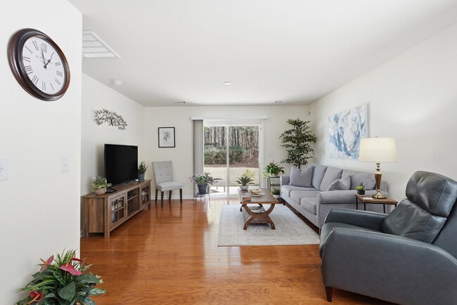 Building Photo - "Charming 2 Bed, 2 Bath Rental Home in Sun City, SC - Don't Miss Out!"