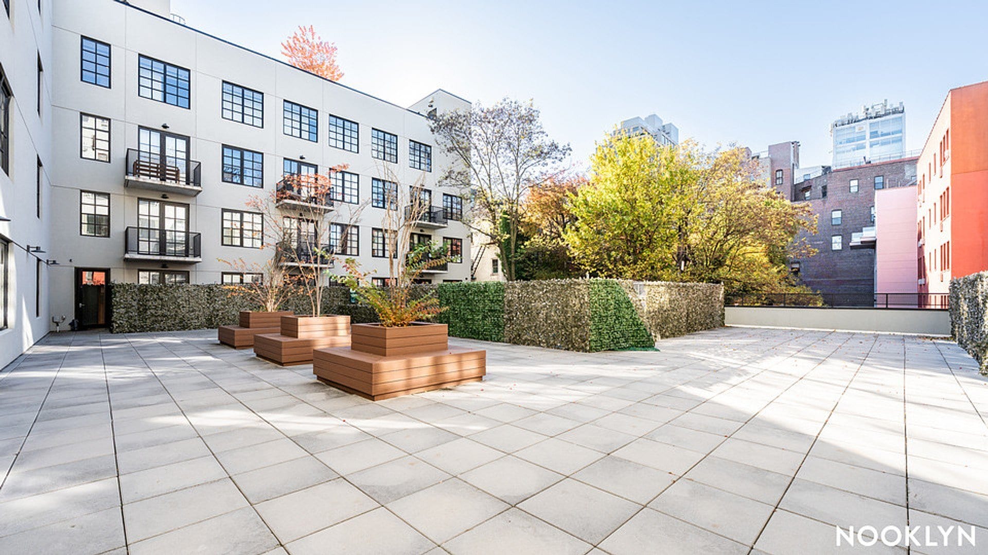 Building Photo - 68 Gold St