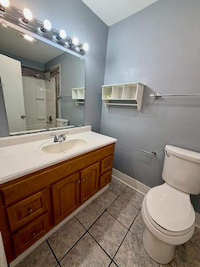 Building Photo - 544 Sandpiper Dr