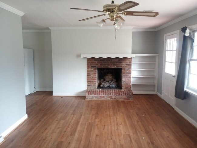 Building Photo - 8 Sewanee Ave