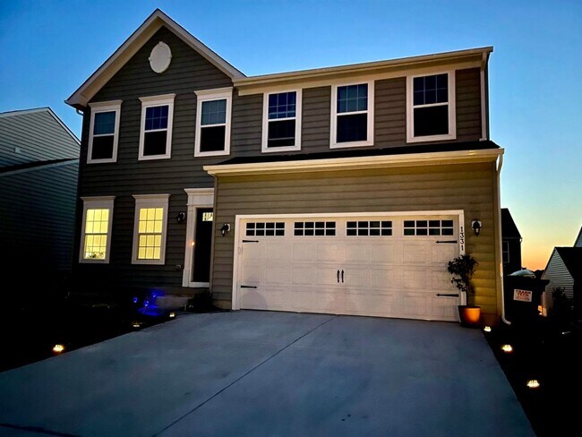 Building Photo - Middletown single family home - 4 bedrooms, 3.5 baths in High Hook Farms