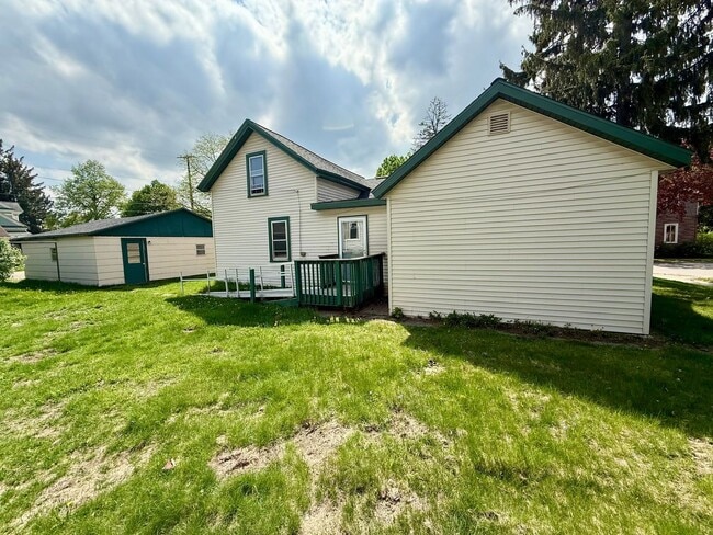 Building Photo - 3 Bed 1 Bath Single Family Home in Wausau