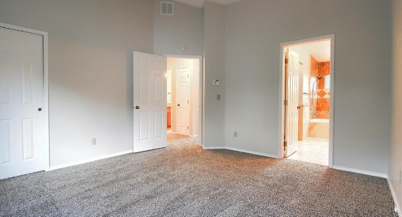 Building Photo - 820 Wycliffe Dr