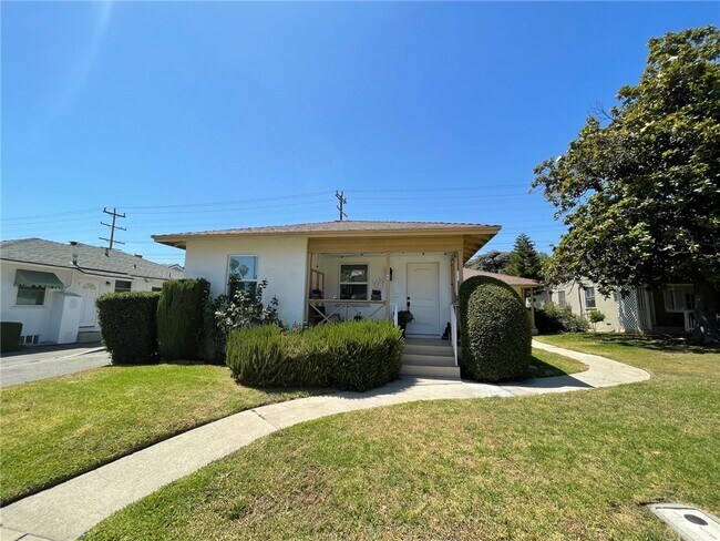 Building Photo - 1125 N Verdugo Rd