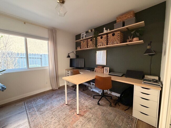 Building Photo - Nicely updated -one story home in Camarilo's desirable Mission Oaks Neighborhood