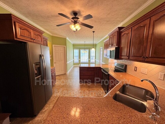 Building Photo - 3537 Maccumber Ct