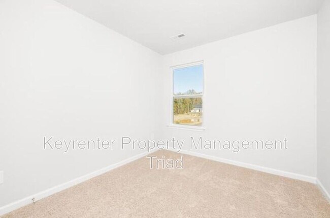 Building Photo - 1122 Banworth Ct