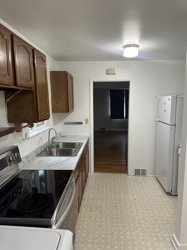 Building Photo - "Charming 2-Bed, 2-Bath Single Family Home in Boulder!"