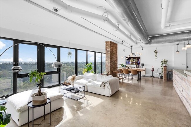 Building Photo - 5701 Biscayne Blvd