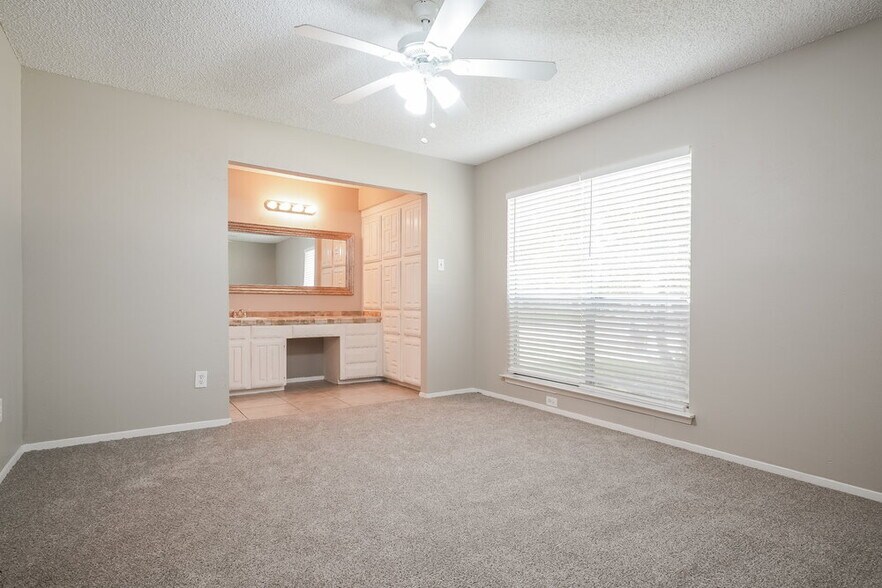 Building Photo - 618 Thornwood Trail