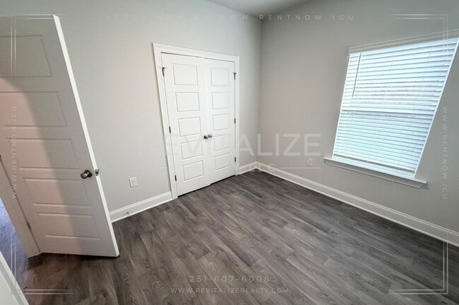 Building Photo - $100 OFF First 3 Months! New Construction 4 Bed 2 Bath Cottage in Spanish Fort