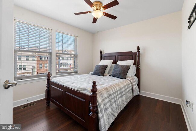 Building Photo - 16729 Shackleford Way