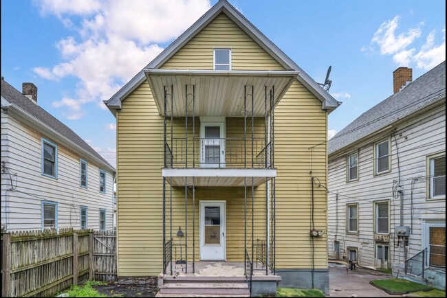 Building Photo - 4097 E 64th St