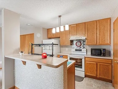 Building Photo - 7087 139th Ave NW