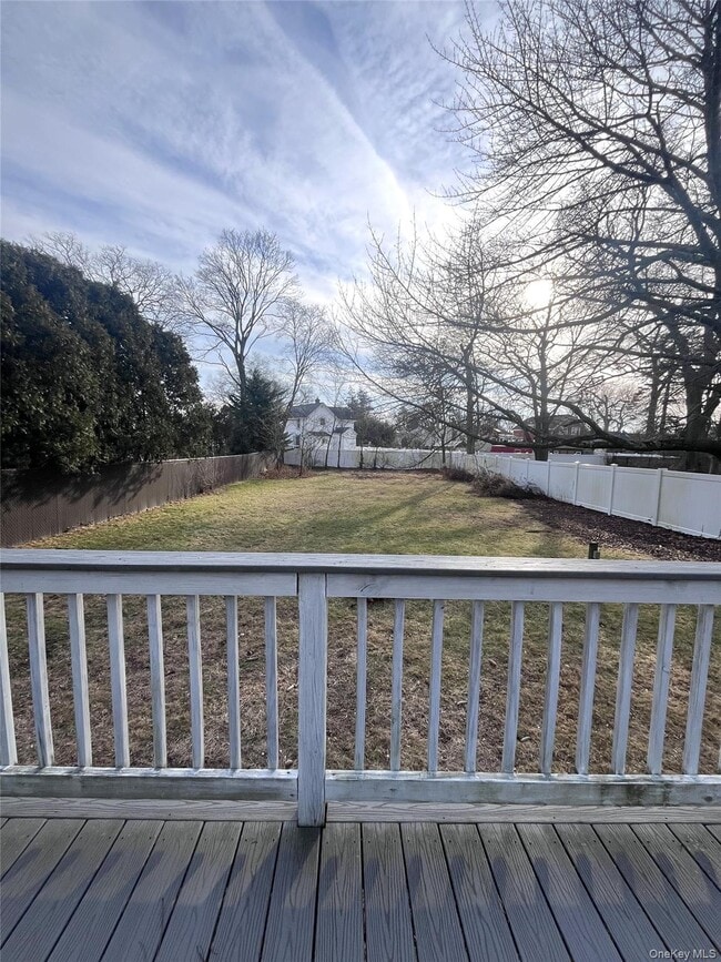 Building Photo - 24 Arnold Ave