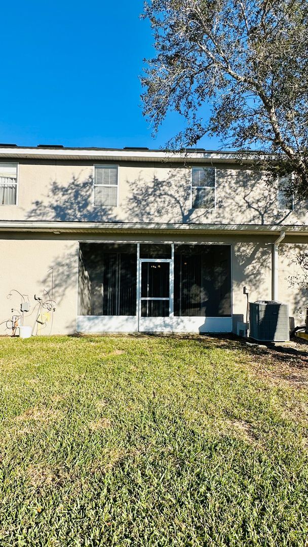 Building Photo - Avalon Park Townhome for Rent