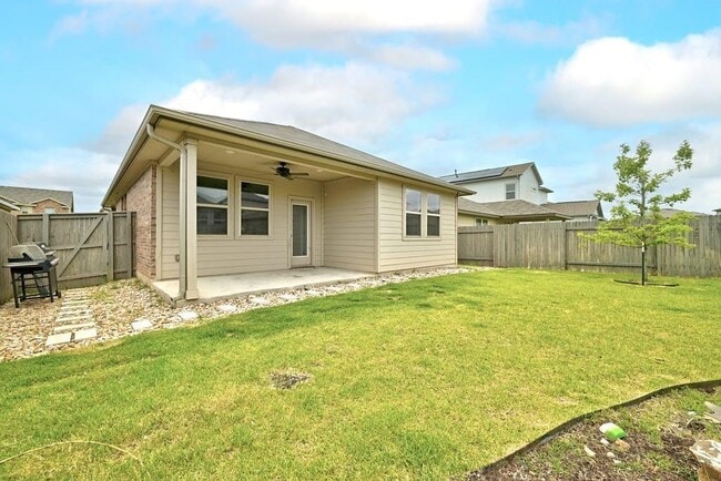 Building Photo - 11820 Sandy Lodge Ct