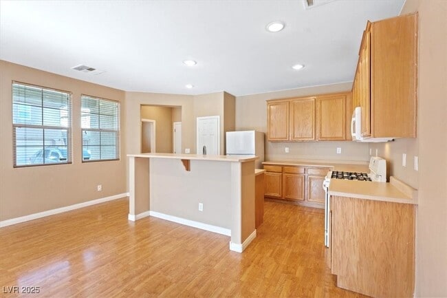 Building Photo - 6250 W Arby Ave