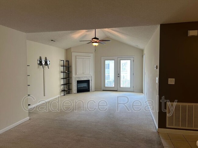 Building Photo - 5002 Hunters Trail