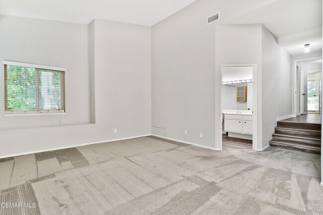 Building Photo - 3162 Darby St