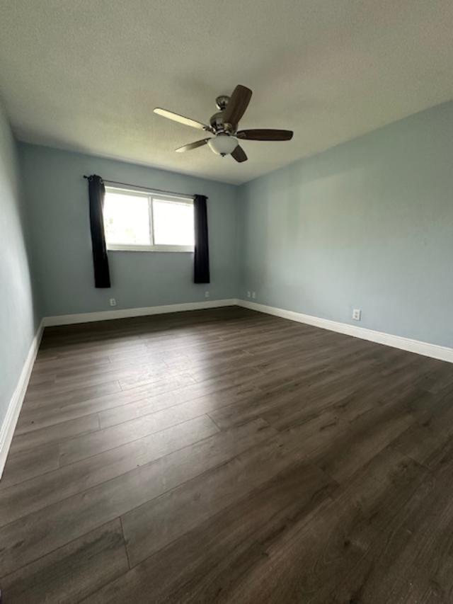 Building Photo - 10290 N Military Trl