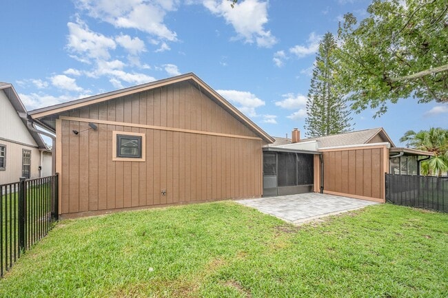 Building Photo - 1381 Byrd Ct