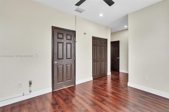 Building Photo - 1102 SW 149th Path