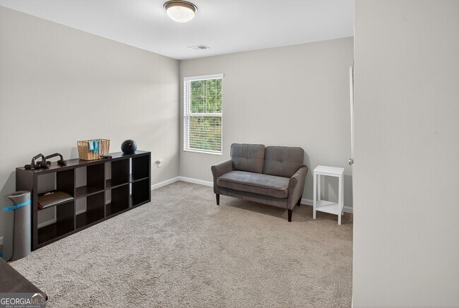 Building Photo - 3333 Cascade Parc Blvd SW