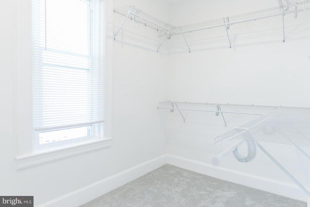 Building Photo - 102 Washington Ave