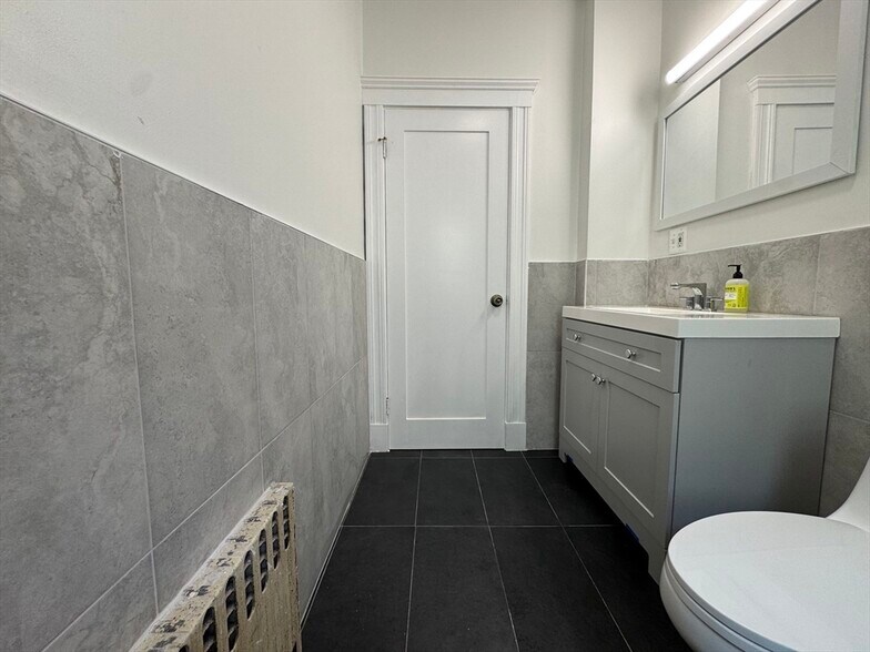 Building Photo - 269 Alewife Brook Pky