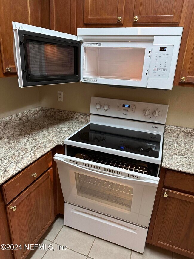 Building Photo - 8550 Touchton Rd